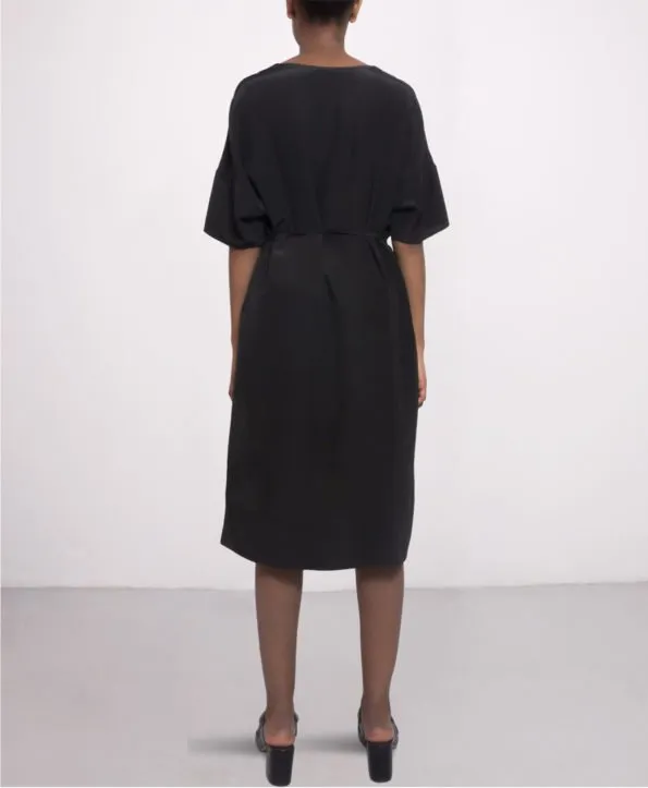 Day Knee-length Silk Dress Black