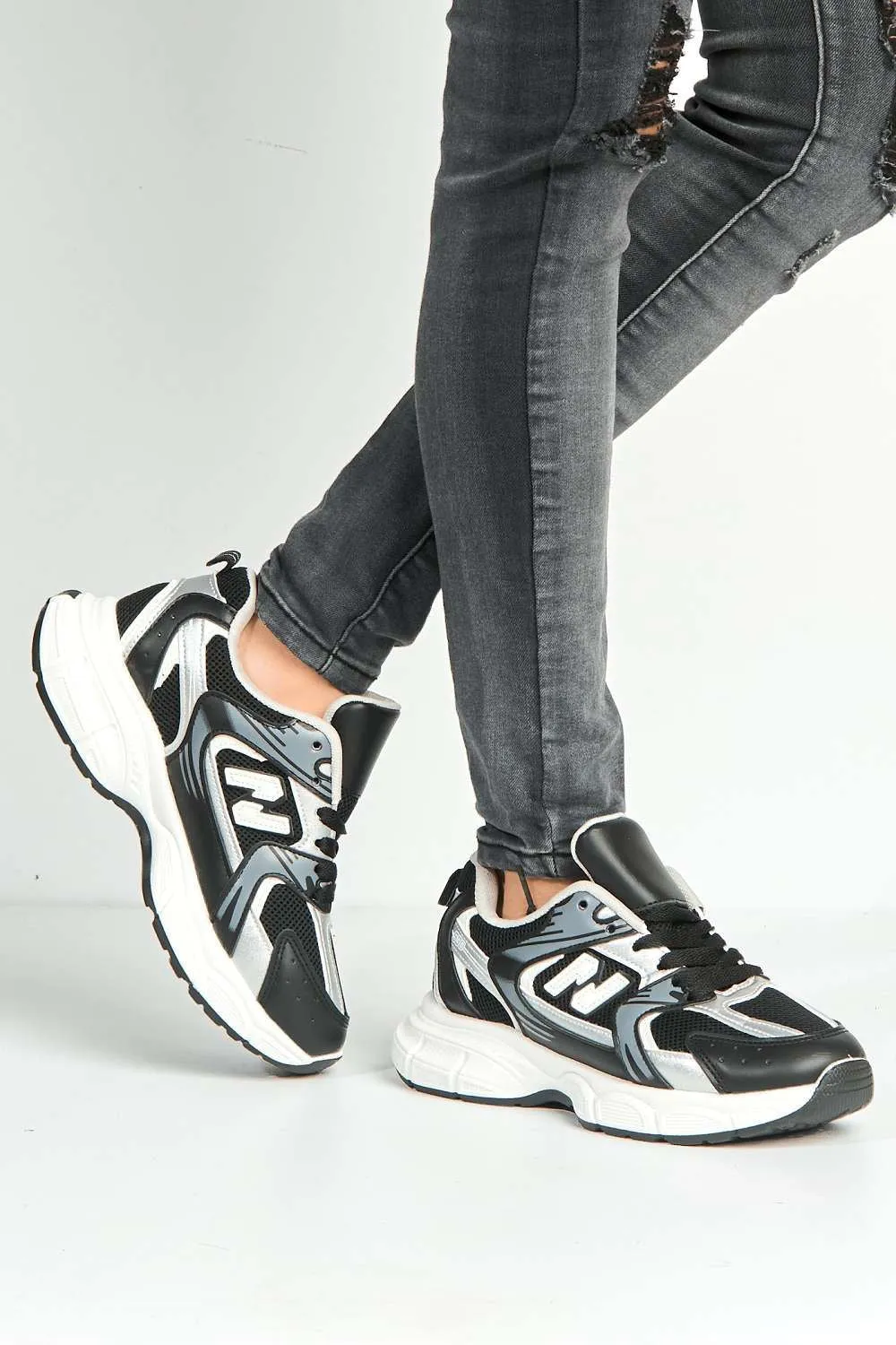 Nina Patterned Chunky Sole Trainers in Black