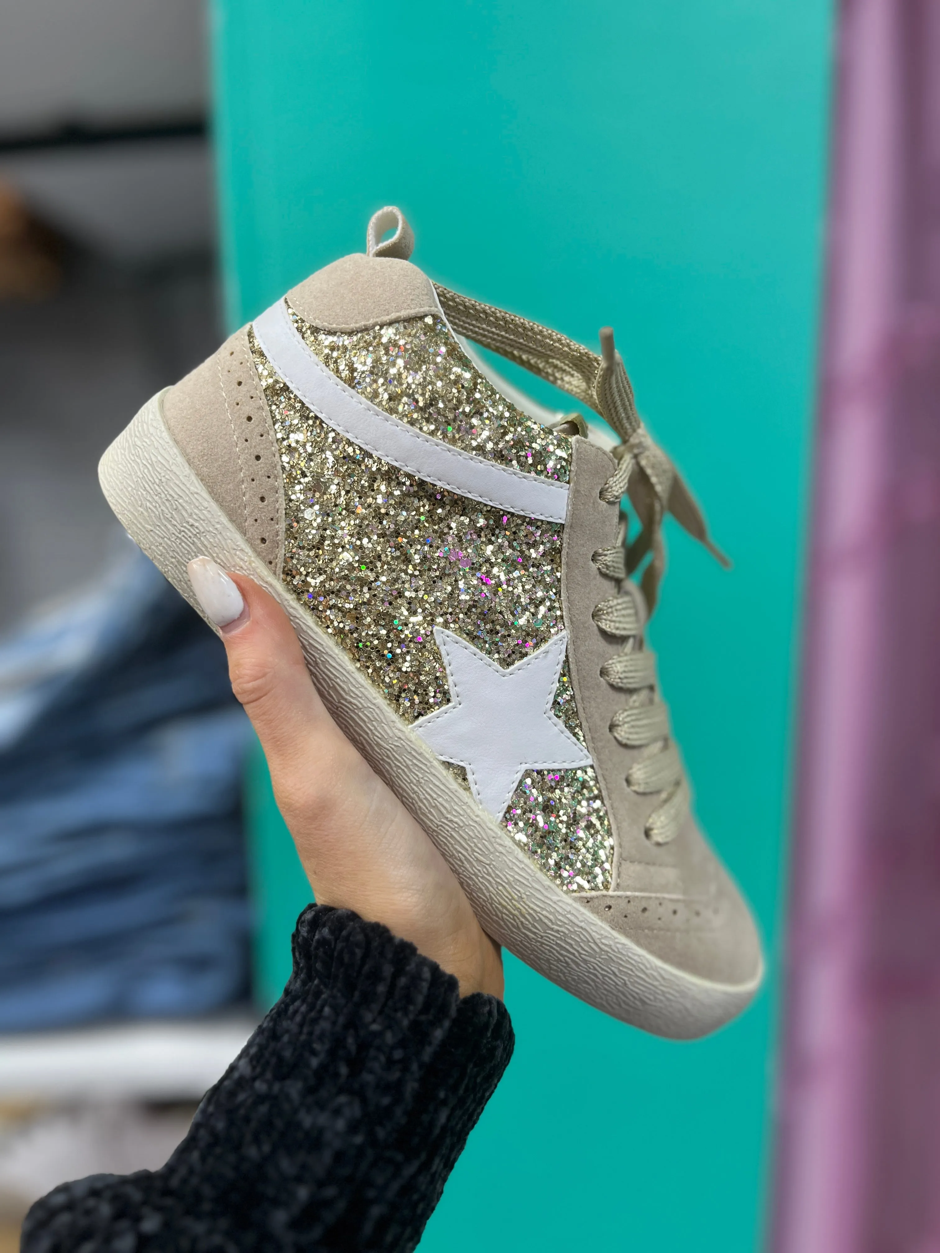 SALE | THE  DAISY SNEAKERS HIGH TOP
